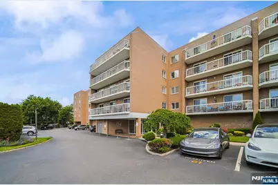38 Moonachie Road 402 #402, Hackensack, NJ 07601 - Photo 1