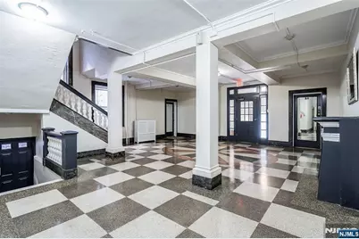 407 Highland Avenue A5 #A5, Palisades Park, NJ 07650 - Photo 9