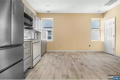 183 Bergen Turnpike, Ridgefield Park, NJ 07660 - Photo 9