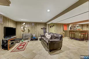 167 Paterson Ave, Hasbrouck Heights, NJ 07604 - Photo 23