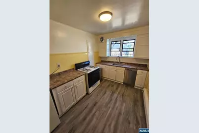 75 E Fort Lee Road 1 #1, Bogota, NJ 07603 - Photo 7