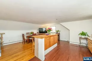 84 Locust Ave 2, Wallington, NJ 07057 - Photo 7