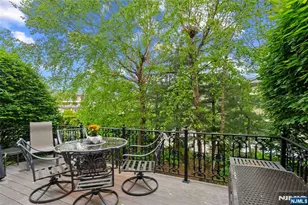 103 Hudson Cove, Edgewater, NJ 07020 - Photo 17