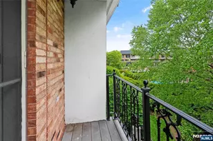 103 Hudson Cove, Edgewater, NJ 07020 - Photo 33