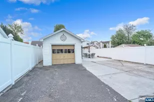 353 Page Ave, Lyndhurst Township, NJ 07071 - Photo 5