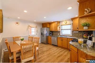 39 Lawrence Avenue, Lodi, NJ 07644 - Photo 5