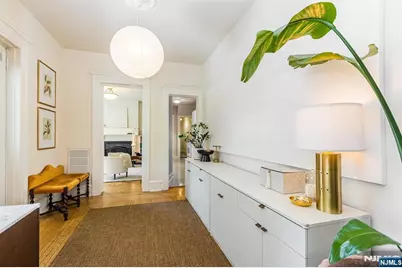 92 Midland A #A, Montclair, NJ 07042 - Photo 9