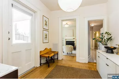 92 Midland A #A, Montclair, NJ 07042 - Photo 7