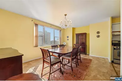 2000 Linwood Avenue 11A #11A, Fort Lee, NJ 07024 - Photo 7