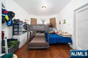 103-105 Devon 1R, Kearny, NJ 07032 - Photo 3