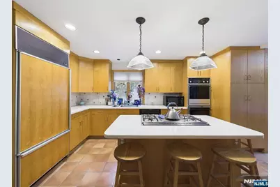 318 Beechwood Road, Ridgewood, NJ 07450 - Photo 13