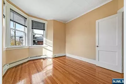 74 Plauderville Avenue 3 #3, Garfield, NJ 07026 - Photo 5