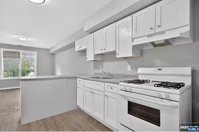 121 Main Street, Paterson, NJ 07522 - Photo 19