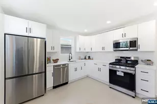304 Delawanna Ave 2, Clifton, NJ 07014 - Photo 5