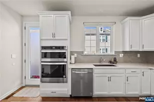 65 Landmark Ln 905, Fair Lawn, NJ 07410 - Photo 11