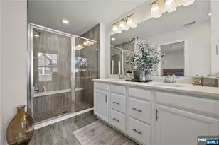 65 Landmark Ln 905, Fair Lawn, NJ 07410 - Photo 19