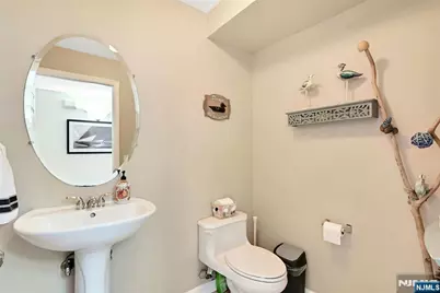 45 Legend Hills Drive, Edgewater, NJ 07020 - Photo 19