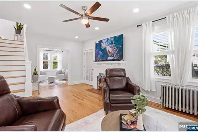 88 Lindbergh Boulevard, Teaneck Township, NJ 07666 - Photo 9