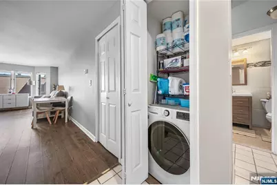 503 Hancock Court M503 #M503, Edgewater, NJ 07020 - Photo 5