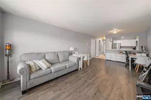 503 Hancock Ct M503, Edgewater, NJ 07020 - Photo 7