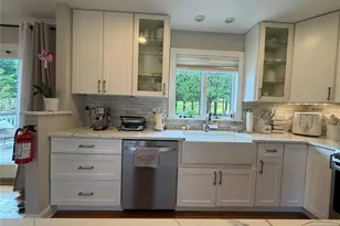 31 Clinton Ln, Wayne, NJ 07470 - Photo 11