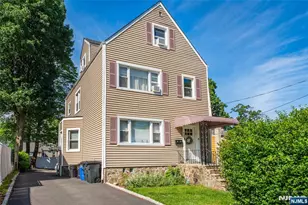 50 Jefferson Ave, Hasbrouck Heights, NJ 07604 - Photo 3