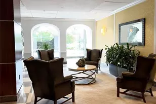 2100 Linwood 4P, Fort Lee, NJ 07024 - Photo 3