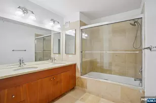 3110 City City Pl, Edgewater, NJ 07020 - Photo 25