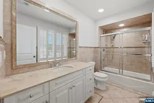 70 McElroy Ave, Fort Lee, NJ 07024 - Photo 37