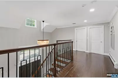 70 McElroy Avenue, Fort Lee, NJ 07024 - Photo 27