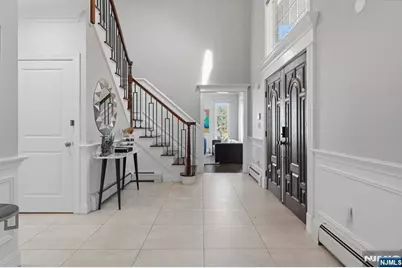 70 McElroy Avenue, Fort Lee, NJ 07024 - Photo 7