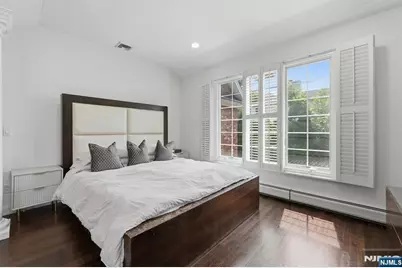 70 McElroy Avenue, Fort Lee, NJ 07024 - Photo 31