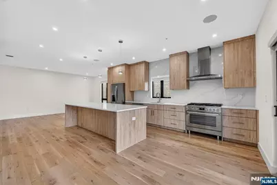1157 Inwood Terrace, Fort Lee, NJ 07024 - Photo 9