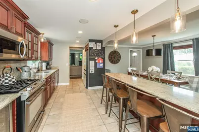 34 Coolidge, West Caldwell, NJ 07006 - Photo 3