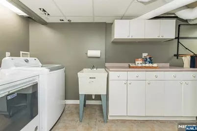 34 Coolidge, West Caldwell, NJ 07006 - Photo 21