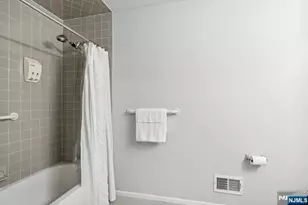 2 McChesney Ct 2, West Orange Township, NJ 07052 - Photo 29