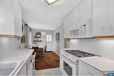 179 E Main Street, Bergenfield, NJ 07621 - Photo 13