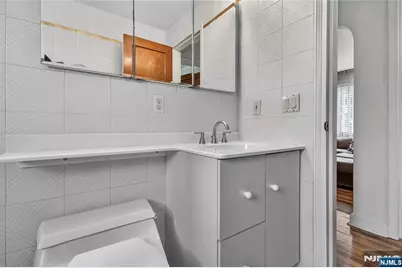 179 E Main Street, Bergenfield, NJ 07621 - Photo 17