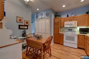 2 Richmond Road 312, West Milford, NJ 07480 - Photo 11