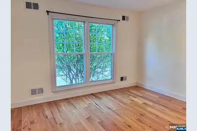 544 Ridge Lane 5115 #5115, Fort Lee, NJ 07024 - Photo 9
