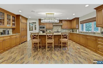 245 Allison Court, Englewood, NJ 07631 - Photo 15