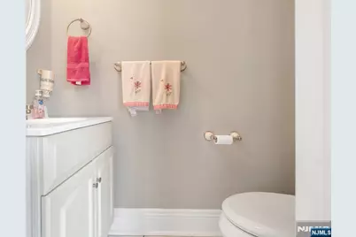 395 Wood Ridge Avenue, Wood Ridge, NJ 07075 - Photo 21