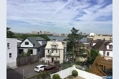 21 Valley Place 3 #3, Edgewater, NJ 07020 - Photo 11