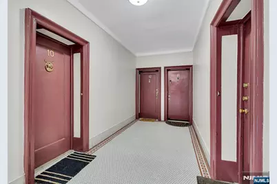115 Highland Avenue 10 #10, Jersey City, NJ 07306 - Photo 9