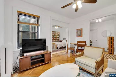115 Highland Avenue 10 #10, Jersey City, NJ 07306 - Photo 19
