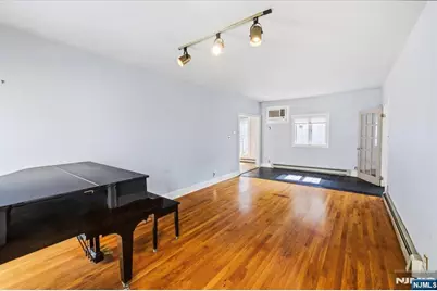 35 Lindley Avenue, Tenafly, NJ 07670 - Photo 5