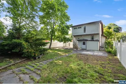 35 Lindley Avenue, Tenafly, NJ 07670 - Photo 23