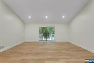 282 Spring Valley Rd, Park Ridge, NJ 07656 - Photo 11