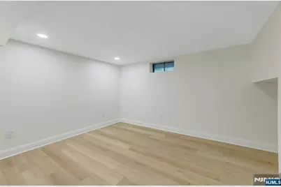 282 Spring Valley Road, Park Ridge, NJ 07656 - Photo 35
