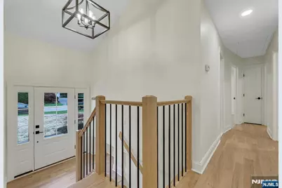 282 Spring Valley Road, Park Ridge, NJ 07656 - Photo 7